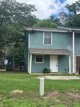 Building Photo - 1909 Nekoma Ct