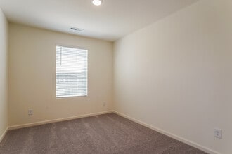 Building Photo - 108 N Chubb Rdg