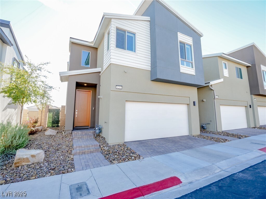 Foto principal - 9253 Casa Sierra Ln