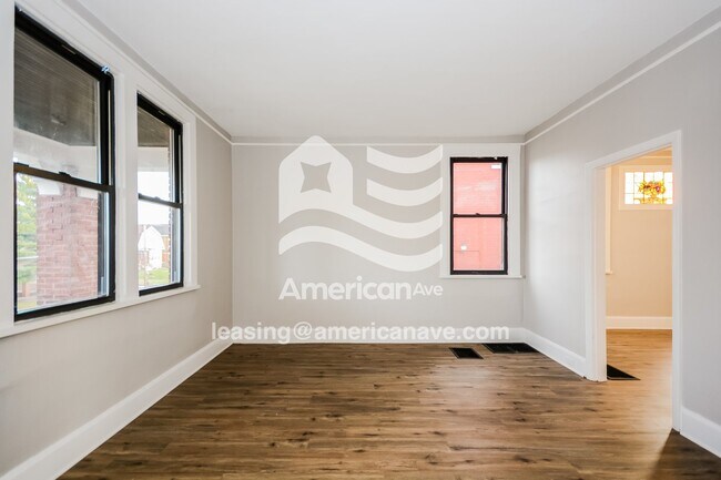 Building Photo - 711 Trenton Ave