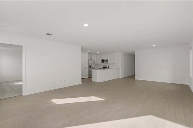 Foto del edificio - 2706 Pebble Whisper Dr