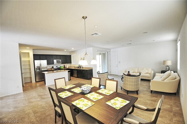 Foto del edificio - 1967 Misano Monte St