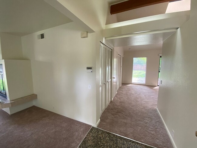 Building Photo - Contemporary Design on a Cul-de-sac