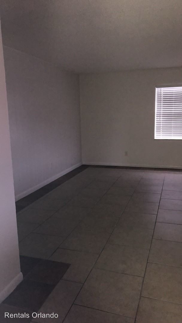Foto del edificio - 1667 W Oak Ridge Rd
