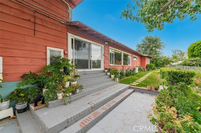 Foto del edificio - 2832 E Farview Ln