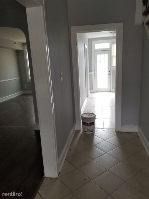 Building Photo - 4 br, 2 bath Townhome - 4359 Sheldon Ave