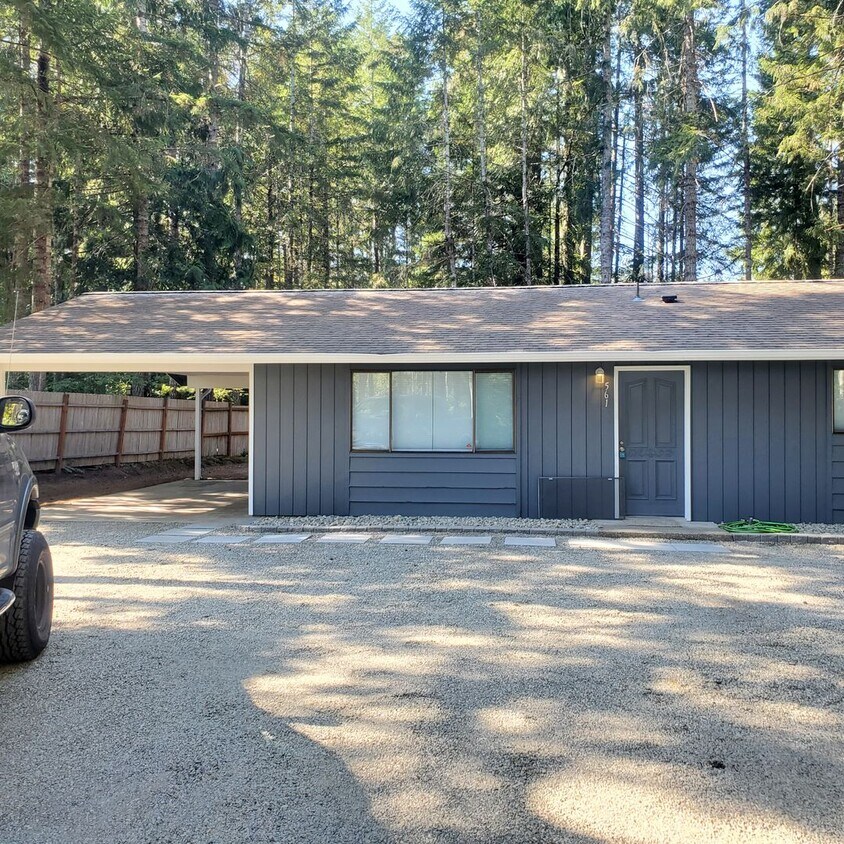 561 E Aycliffe Dr, Shelton, WA 98584 House Rental in Shelton, WA