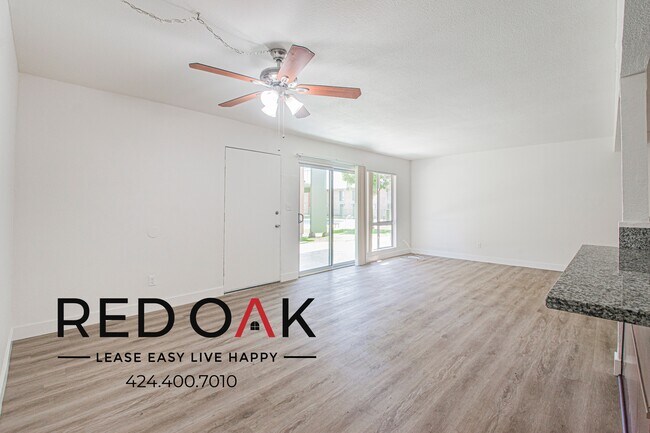Foto del edificio - 855 S Citrus Ave
