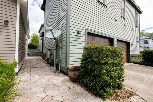 Foto del edificio - 7429 SW 66th Ln