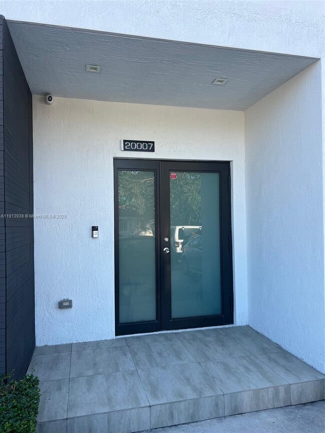 Foto del edificio - 20007 SW 122nd Ct