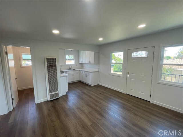 Foto del edificio - 224 Elmira Ave