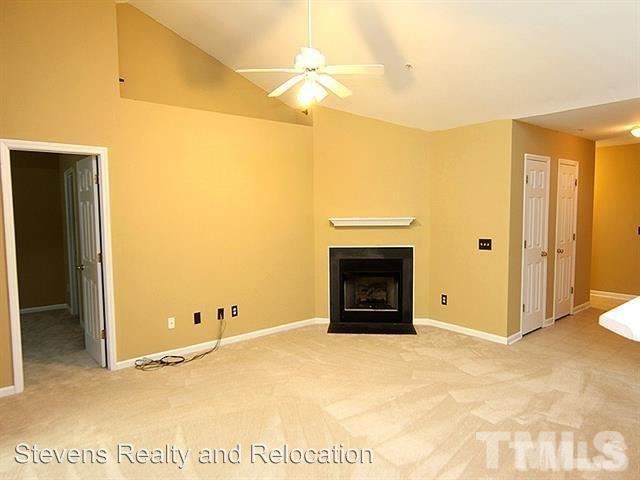 Building Photo - 2 br, 2 bath House - 1022 Bergman Dr