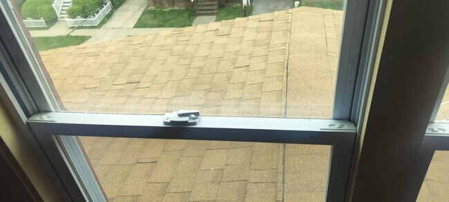 Building Photo - 966 Ida Ave