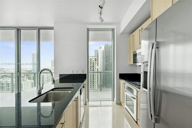 Foto del edificio - 1111 SW 1st Ave