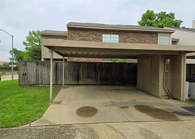 Foto del edificio - 13203 Woodbend Ln