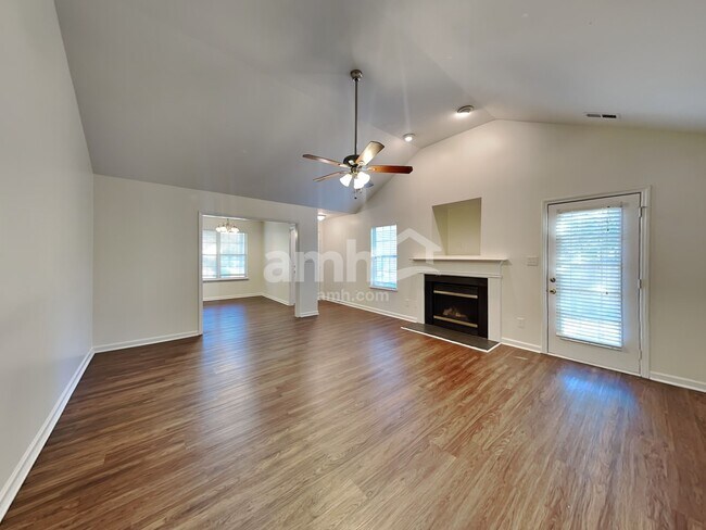 Foto del edificio - 4206 Yaupon Ct