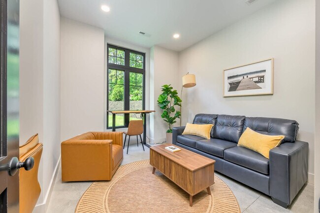 Foto del edificio - 336 Bridgewater Ln