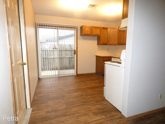 Building Photo - 3 br, 2 bath House - 313 N Zachary St