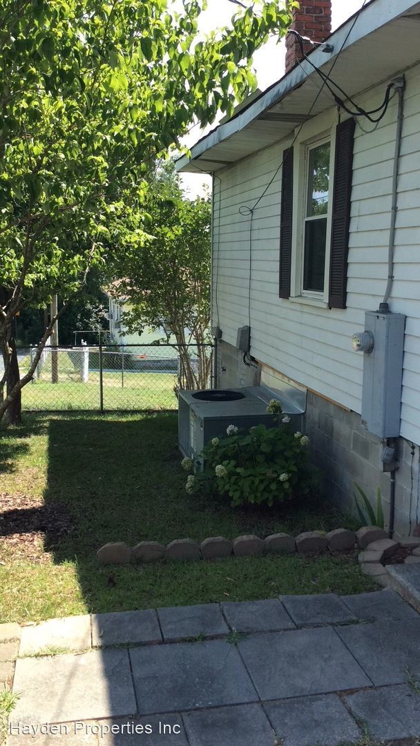 Building Photo - 2 br, 1 bath House - 216 Safie 5th Street
