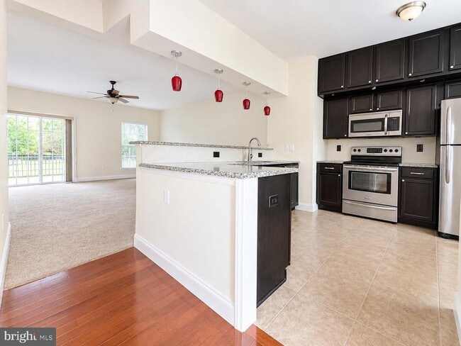 Building Photo - 115 Bay Hill Ln