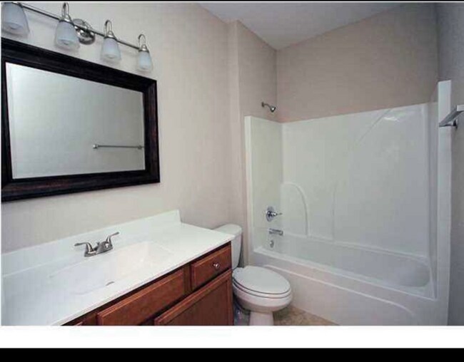 Foto del edificio - 992 Leigh Ann Ln