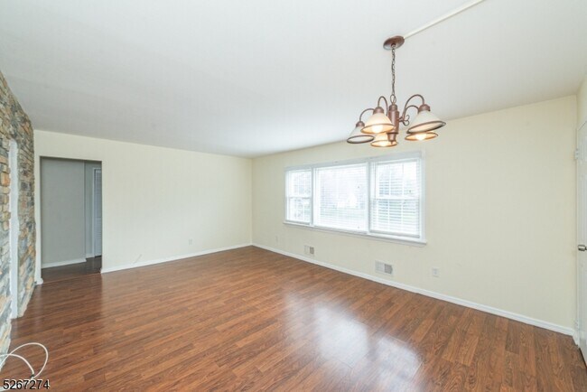 Building Photo - 31 Morgan Lane Unit 1B