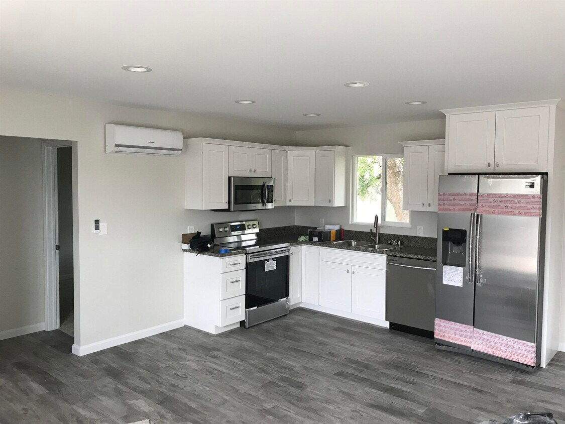 6337 Malcolm Dr, San Diego, CA 92115 Condo for Rent in San Diego, CA