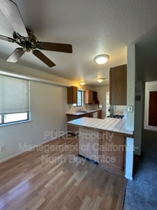 Building Photo - 410 W Cotati Ave