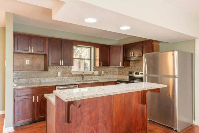 Foto del edificio - 929 Ashland Terrace