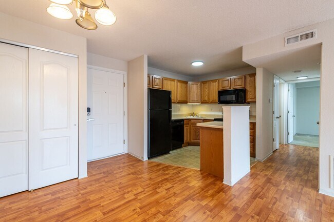 Foto del interior - THE OAKS APARTMENTS