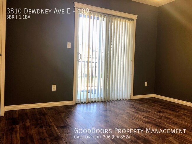 Building Photo - 3810 Dewdney Ave E
