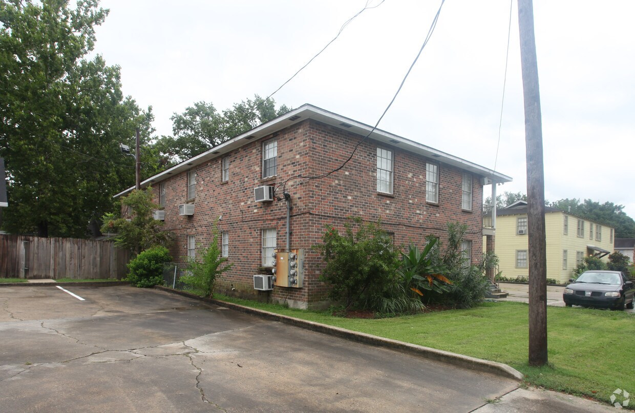 151 Richland Ave, Baton Rouge, LA 70806 Apartments in Baton Rouge, LA