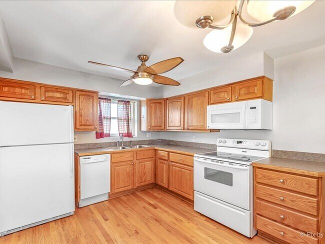 Foto del edificio - 244 S Marion St