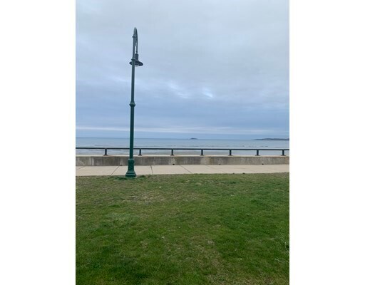 Foto del edificio - 300 Lynn Shore Dr