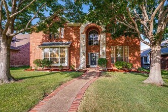 Building Photo - 12731 Daimler Dr