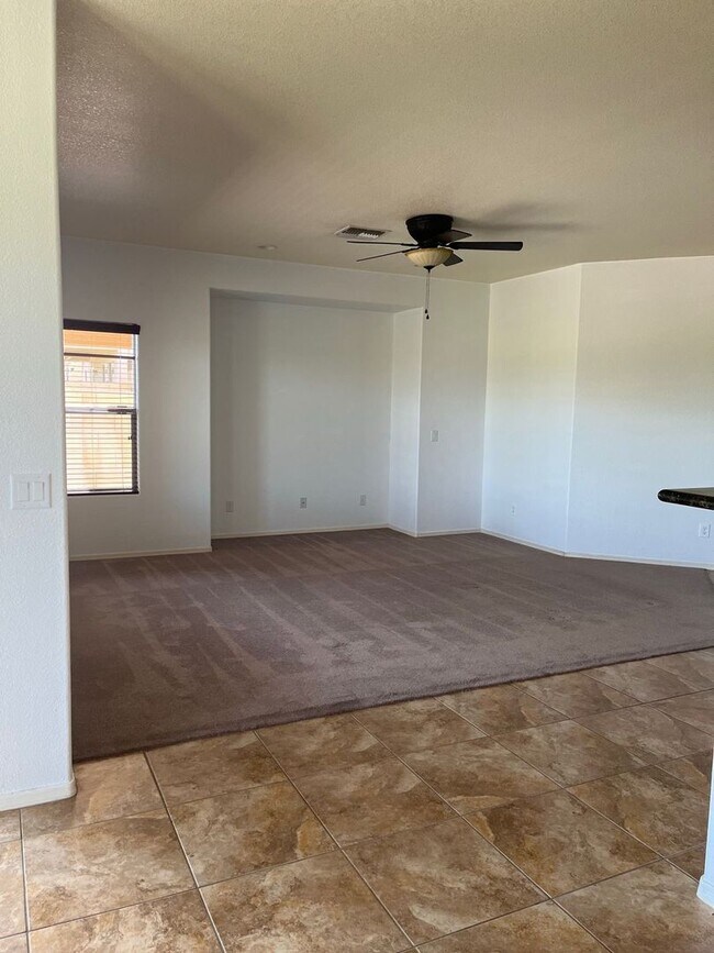 Building Photo - 1307 Paso Robles Ave