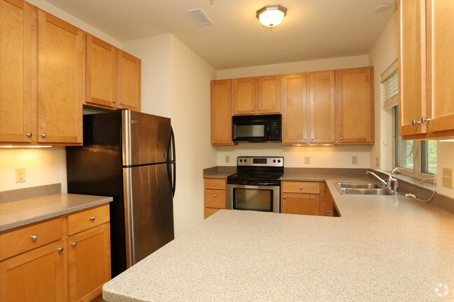 2BR, 2BA - The Lurican - The Lurican