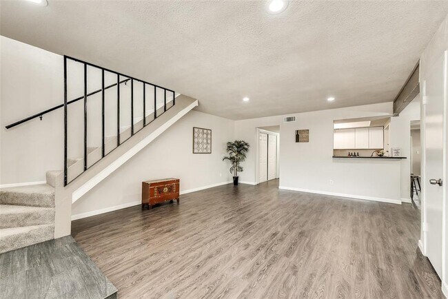 Building Photo - 2611 Via Cordova