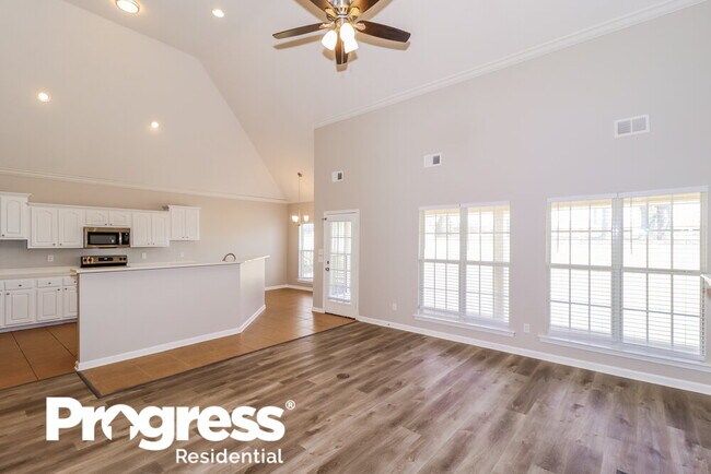 Foto del edificio - 5370 Mahogany Ridge Dr