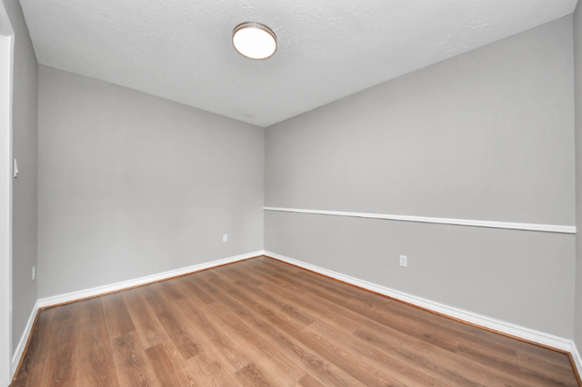 Foto del edificio - 25603 Pine Acres Cir