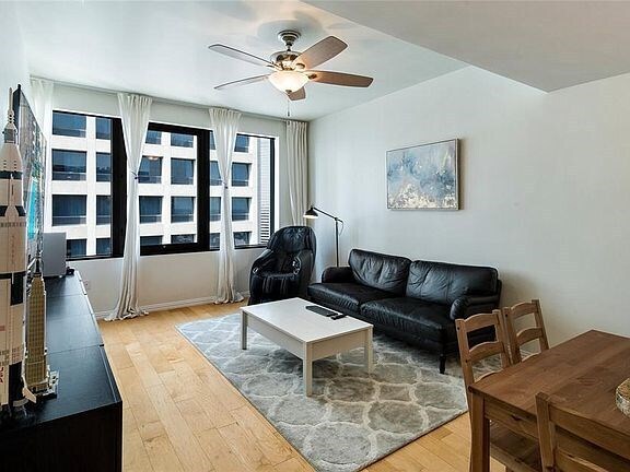 Foto del edificio - Apartment for Rent