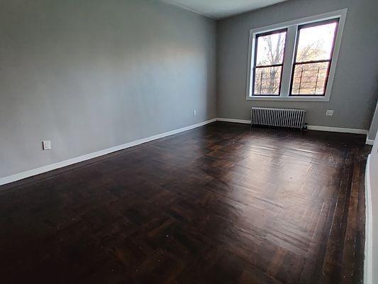 Foto del edificio - 2 bedroom in BRONX NY 10463