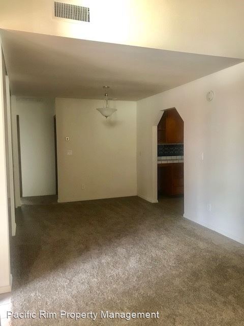 Building Photo - 3 br, 2 bath House - 13918 York Ave - 206416K
