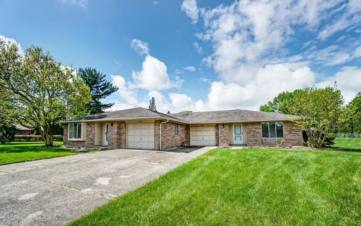 Primary Photo - 5111 Foxmoor Cir