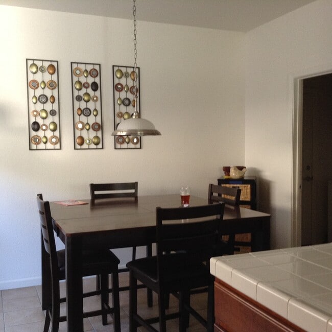 Building Photo - Great Curti Ranch 4 bedroom Home