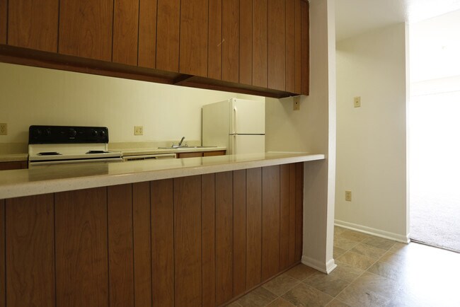 1HAB/1BA - 680 FT² - Cleary Pointe Apartments