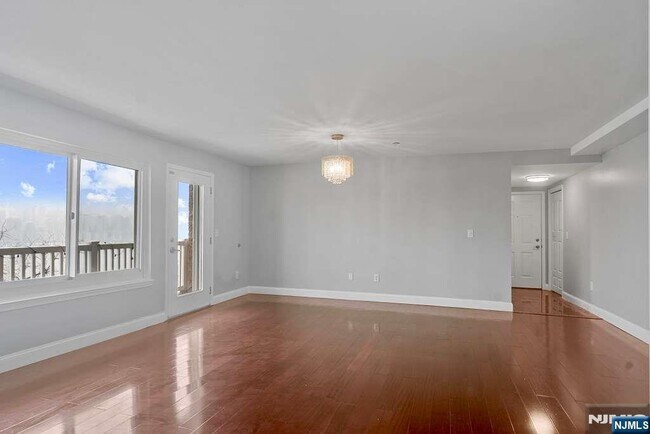 Foto del edificio - 7400 JFK Blvd E