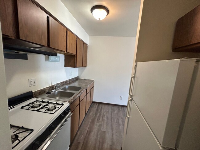 Interior Photo - Colony Court Apartments LLC