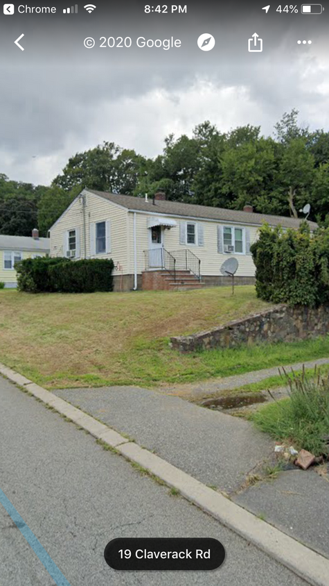 Foto del edificio - 17 Claverack Rd
