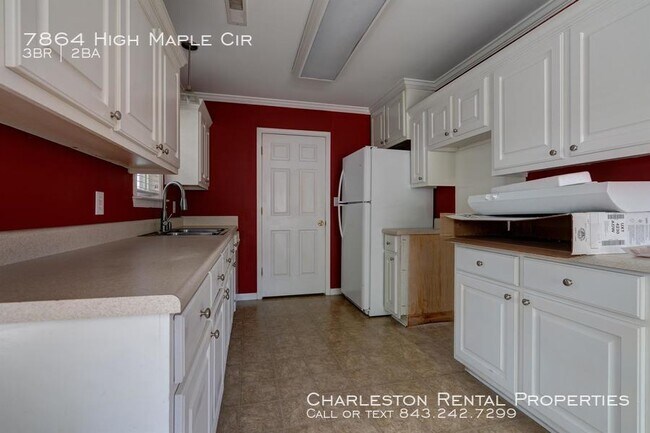 Building Photo - 7864 High Maple Cir